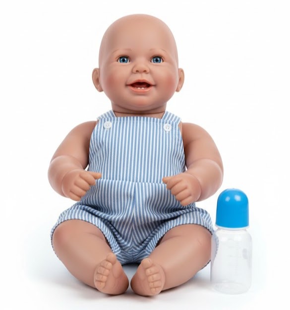 دمية طفل واقعية بملامح لطيفة وابتسامة جميلة